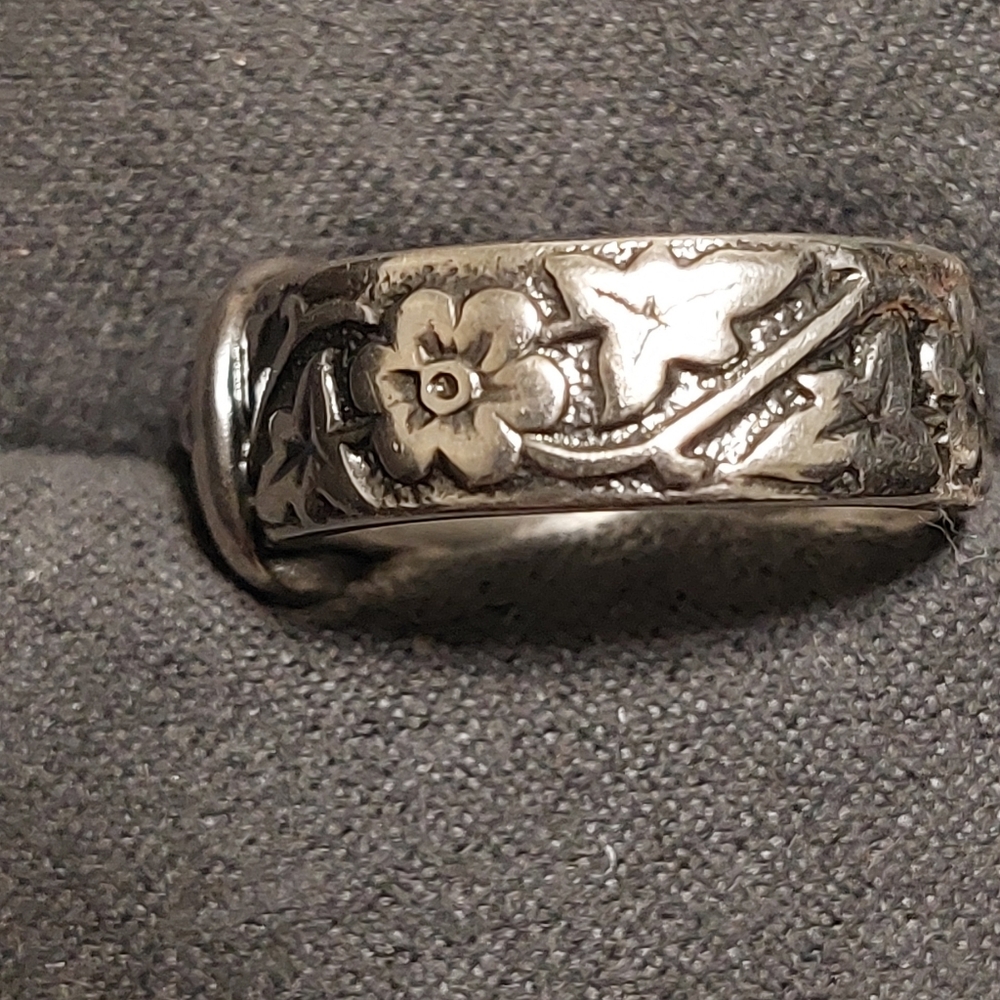 James Avery Buckle Ring - Picture 2 of 4